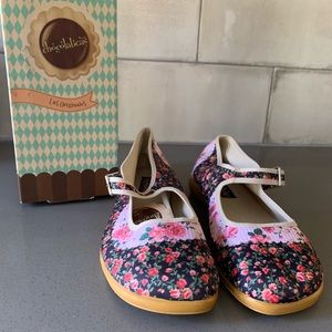 Brand New Floral Chocolaticas/Hot Chocolate Design